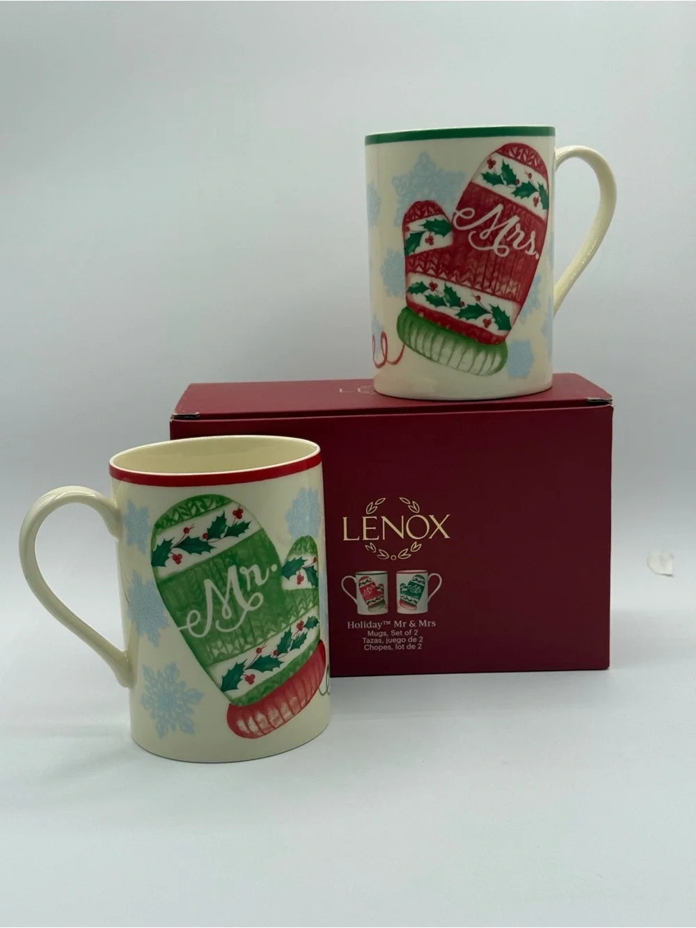 Lenox Holiday Mr & Mrs Christmas Mugs Set of 2 Mittens Red Green- 14 oz With Box